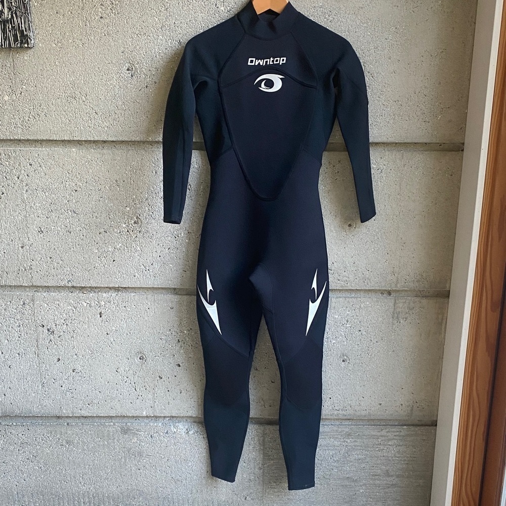 NWOT Owntop ladies 5mm l/s wetsuit